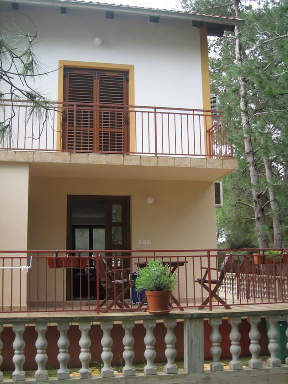 The White House Croatia Apartment Bibinje Room photo