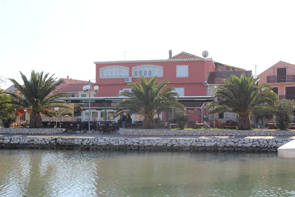 The White House Croatia Apartment Bibinje Exterior photo